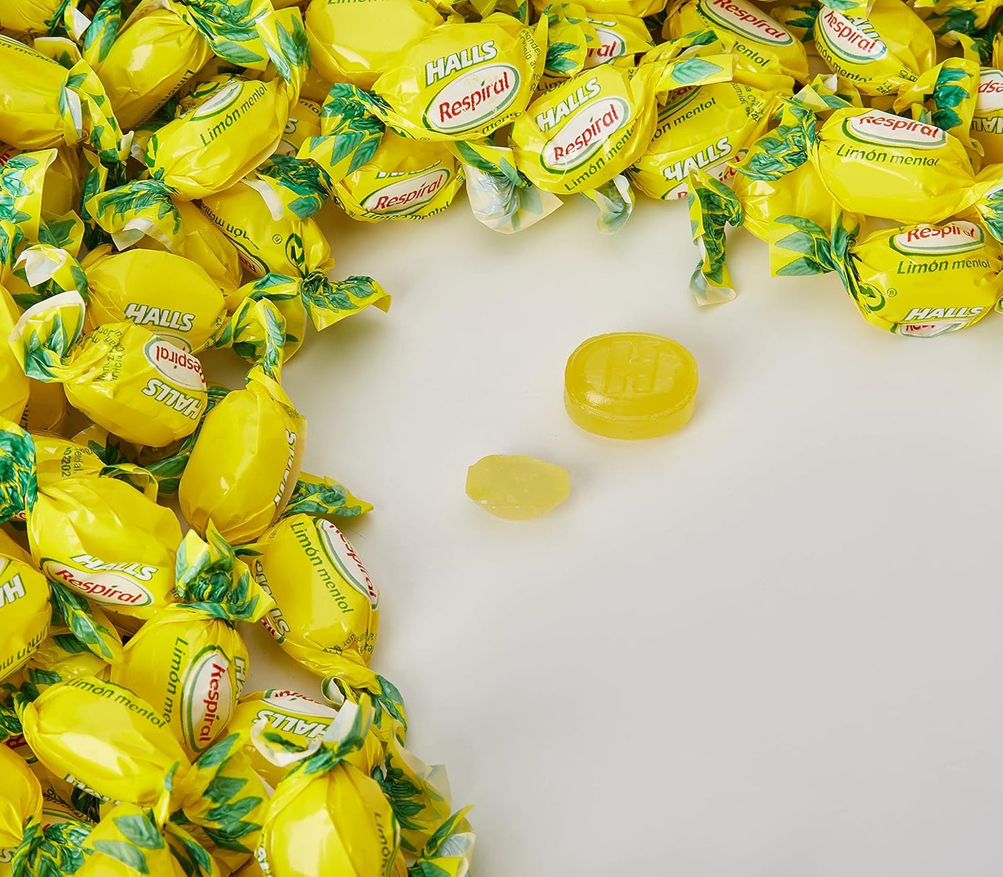 Halls Respiral - Lemon and Menthol Flavored Hard Candies, Candies, Lemon Flavor - 1kg