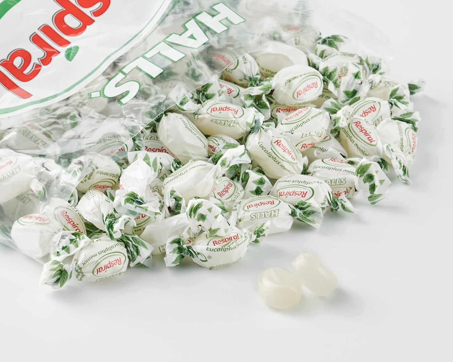 Halls Respiral - Caramelos Duros Sabor Eucalipto y Mentol - 1KG